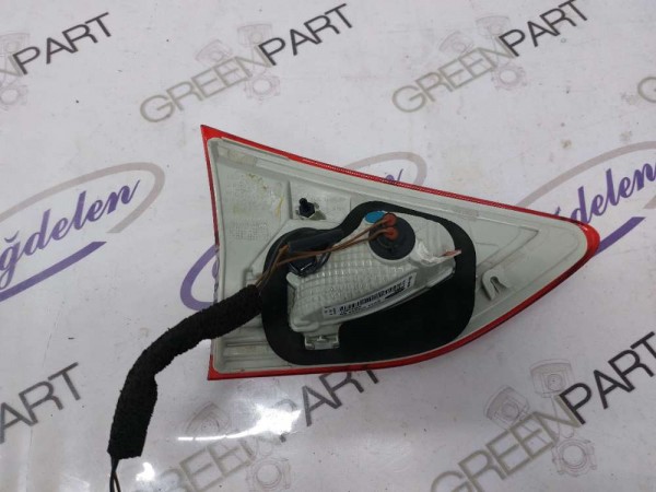 2013-2016 Ford Kuga Stop Lambası Sağ İç - CV44 13A602 BG