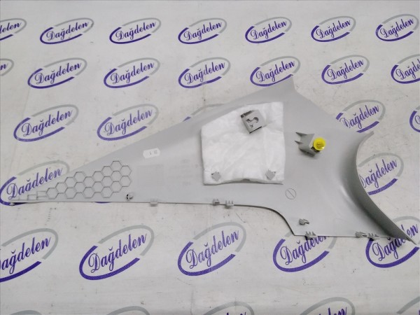 2018 FOCUS ARKA SAĞ ÇAMURLUK ÜST BAKALİT (SEDAN/ÇIKMA)