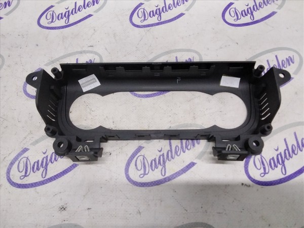 2018 FOCUS KLİMA PANEL ÇERÇEVESİ (ÇIKMA)