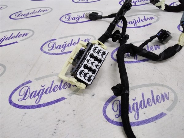 2018 FOCUS ARA KONSOL TESİSATI (ÇIKMA)