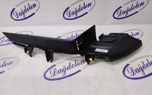 2018 FOCUS KAPLAMA SAĞ ARKA ÇAMURLUK ÜST BAKALİT (ÇIKMA)