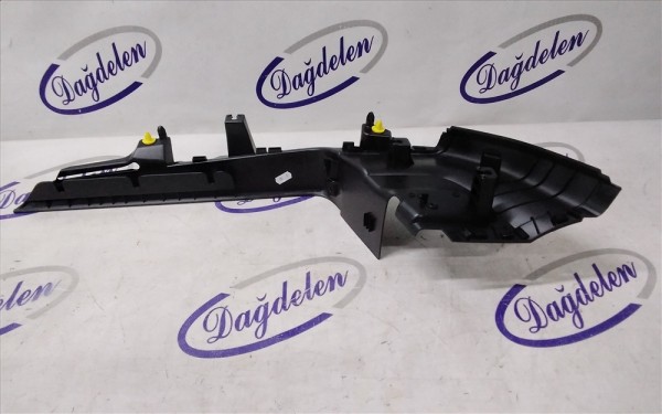 2018 FOCUS KAPLAMA SAĞ ARKA ÇAMURLUK ÜST BAKALİT (ÇIKMA)