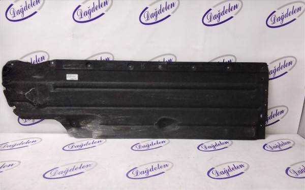 2018 FOCUS DEFLEKTÖR ALT SAĞ (ÇIKMA)