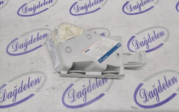 2011-2015 FOCUS ARKA TAMPON BAĞLANTI BRAKETİ SAĞ (HB)