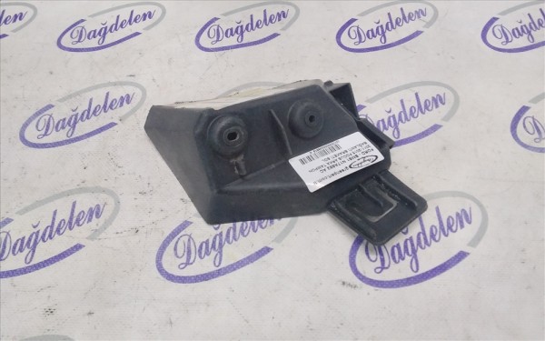 2011-2015 FOCUS ARKA TAMPON BAĞLANTI BRAKETİ SOL