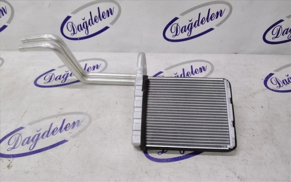 2011-2018 FOCUS KALORİFER RADYATÖRÜ (YAN SANAYİ)