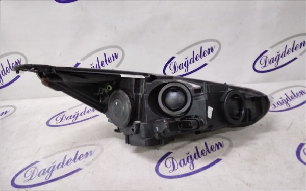 2015-2018 FOCUS SOL FAR MERCEKLİ (ST/RS-ÇIKMA)