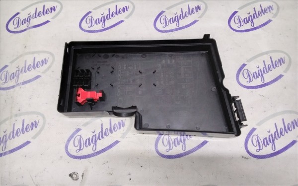 2005-2008 FOCUS/C-MAX SİGORTA KUTUSU ÜST KAPAK