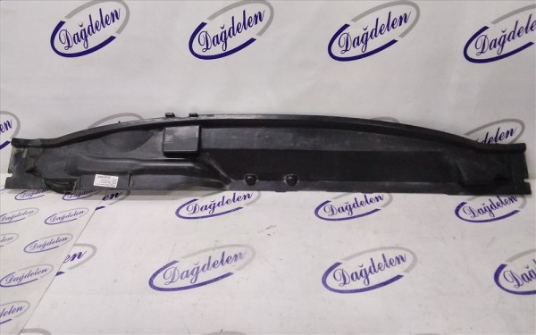 2005-2011 FOCUS ÖN CAM IZGARA ALT GÖVDE PANELİ (ÇIKMA)