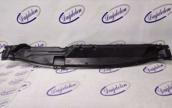 2005-2011 FOCUS ÖN CAM IZGARA ALT GÖVDE PANELİ (ÇIKMA)