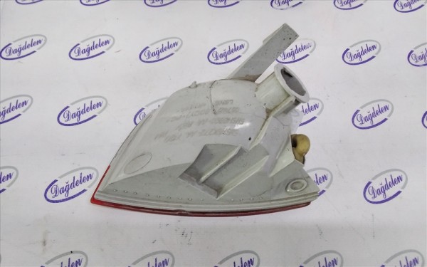 1998-2007 FOCUS ARKA REFLEKTÖR SAĞ (ÇIKMA)