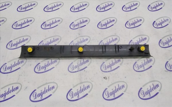 2005-2007 FOCUS MARŞPİYEL KAPI BAKALİTİ SAĞ ÖN (ÇIKMA)