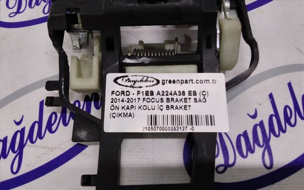 2014-2017 FOCUS BRAKET SAĞ ÖN KAPI KOLU İÇ BRAKET (ÇIKMA)
