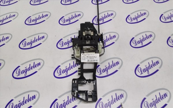 2014-2017 FOCUS BRAKET SAĞ ÖN KAPI KOLU İÇ BRAKET (ÇIKMA)