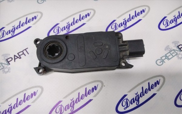 2018 FOCUS ÖN PANEL MOTORU (ÇIKMA)