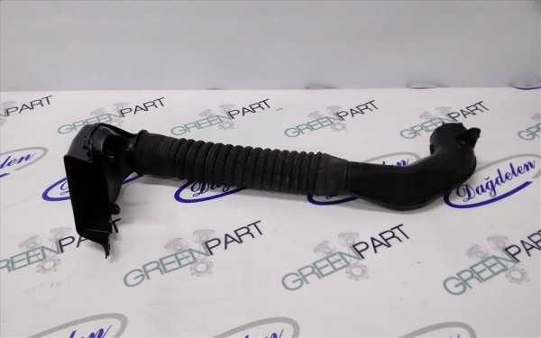 1999-2005 FOCUS HAVA FİLTRE EMİŞ BORUSU (YAN SANAYİ)