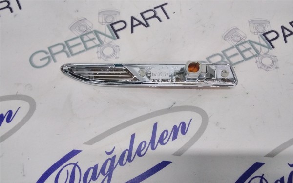 2007-2011 MONDEO ÇAMURLUK SİNYALİ SAĞ (TYC-YAN SANAYİ)