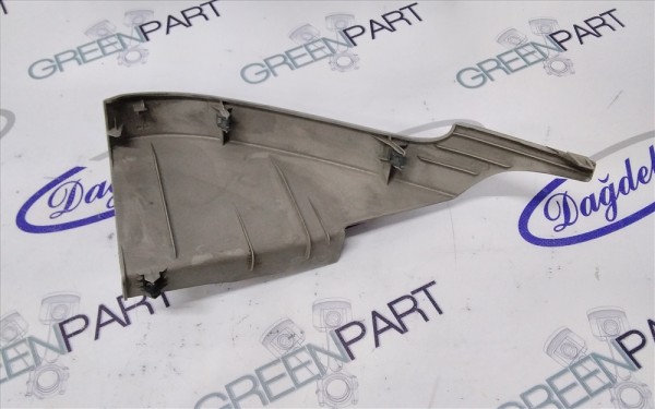 2005-2010 FOCUS TORPİDO YAN KAPAK SAĞ (ÇIKMA)