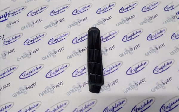 2018 FOCUS ÖN DİREK IZGARASI SAĞ