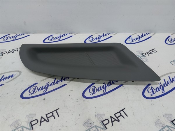 1998-2004 FOCUS TORPİDO ÜST KAPAK SAĞ