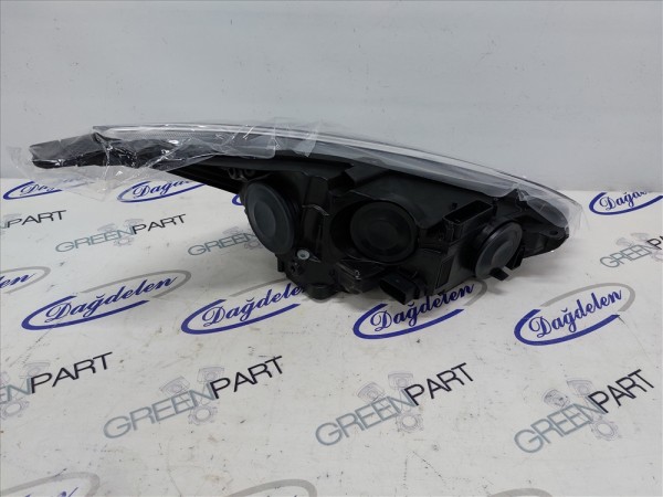 2015-2018 FOCUS SOL FAR SİYAH ZEMİN (YAN SANAYİ)