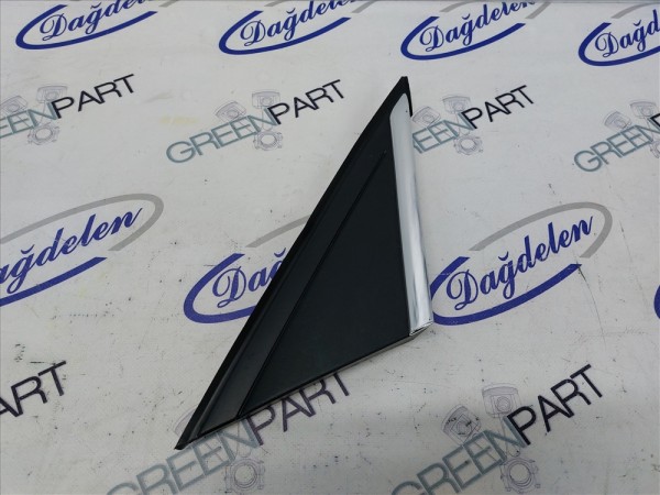 2011-2018 FOCUS SAĞ AYNA ÖNÜ BAKALİT NİKELAJLI