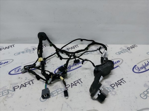 2018 FOCUS SOL ÖN KAPI TESİSATI (ÇIKMA)