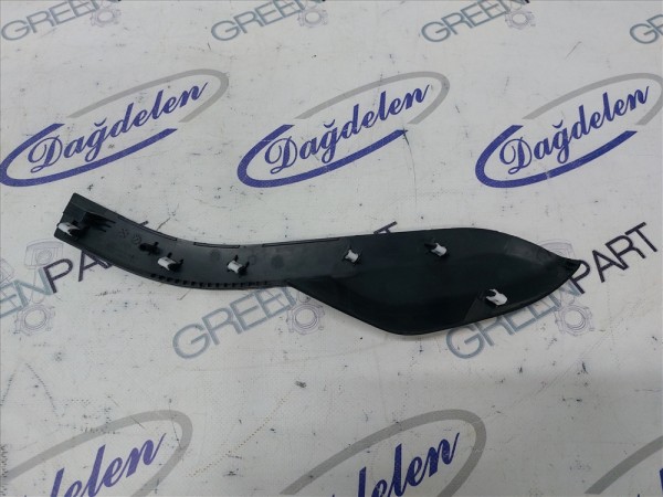 2018 FOCUS ÖN KAPI İÇ TUTAMAK ALT BAKALİTİ SAĞ (ÇIKMA)