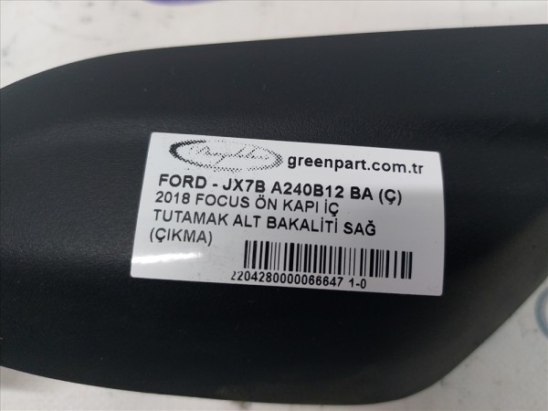 2018 FOCUS ÖN KAPI İÇ TUTAMAK ALT BAKALİTİ SAĞ (ÇIKMA)
