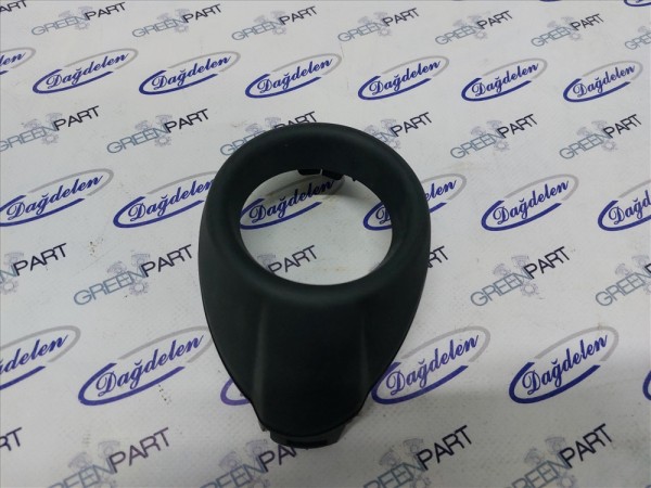 2011-2014 FOCUS SİS FAR ÇERÇEVESİ SİYAH SOL