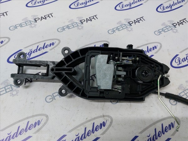 2018 FOCUS SOL ÖN KAPI KİLİT BRAKETİ