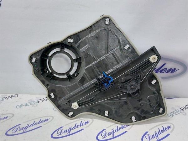 2018 FOCUS SOL ARKA CAM KRİKOSU (SEDAN/MOTORSUZ)