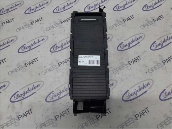 2018 FOCUS ARA KONSOL YUVASI (ÇIKMA)