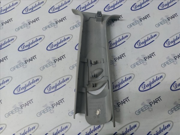 1998-2004 FOCUS ORTA DİREK İÇ BAKALİT ÜST SAĞ (ÇIKMA)