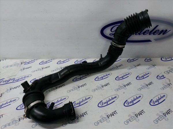 2018 FOCUS HAVA FİLTRE ÇIKIŞ BORUSU 1.0 MOTOR (ÇIKMA)