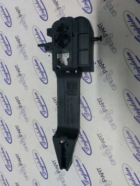 2003-2009 FİESTA BRAKET SAĞ ÖN KAPI KOLU İÇ BRAKET