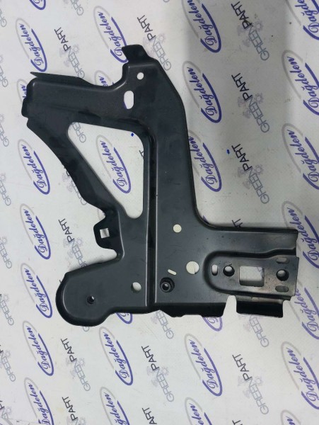 2011-2015 FOCUS ÖN ÇAMURLUK DESTEK SACI SOL