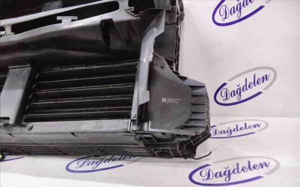 2018 FOCUS RADYATÖR ÜST HAVA KANALI (ÇIKMA)