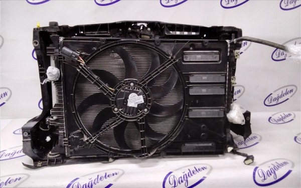 2018 FOCUS RADYATÖR ÜST HAVA KANALI (ÇIKMA)