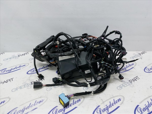 2011-2014 FOCUS 1.6 DİZEL MOTOR İÇİ SİGORTA KUTULU TESİSAT