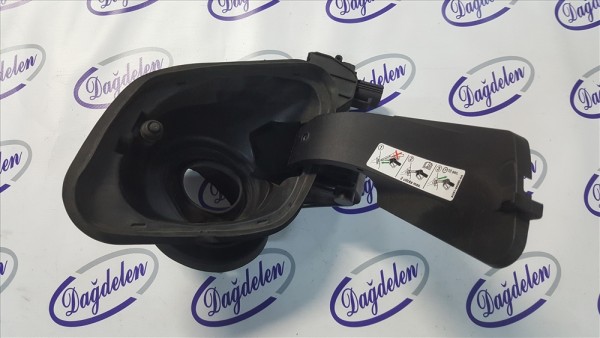 2011/2015 FOCUS YAKIT DEPO KAPAK YUVASI( KUMANDALI HATCBACK)