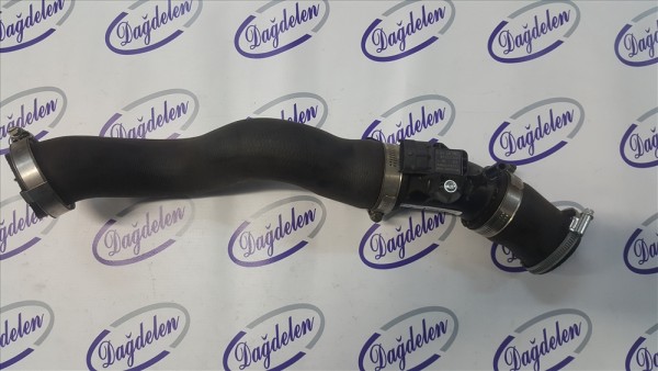 2014/2018 FOCUS FOCUS İNTERCOOLER BORUSU SAĞ ALT ( 1.0 LT BENZİNLİ)