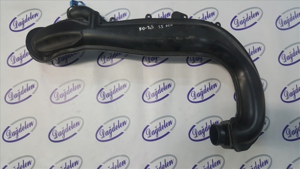 2014/2018 FOCUS HAVA FİLTRE CIKIŞ ARA BORUSU (1.5 ECOBOOST)