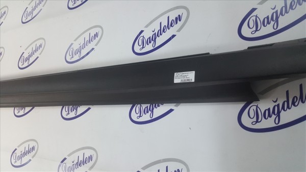 2018 FOCUS MARŞPYEL KAPLAMASI ÖN SAĞ (SEDAN)