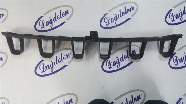 2011/2015 FOCUS BRAKET ARKA TAMPON ORTA (SEDAN)