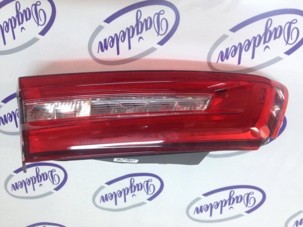 2018 FOCUS STOP LAMBASI SOL İÇ LEDLİ  (HB)