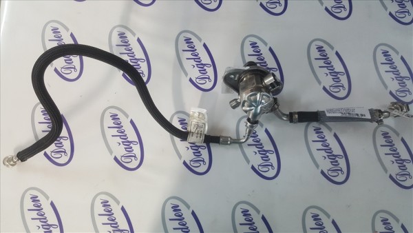 2018 FOCUS 1.5 DRAGON BENZİNLİ YAKIT BORUSU ( ENJEKTORE GİDEN )