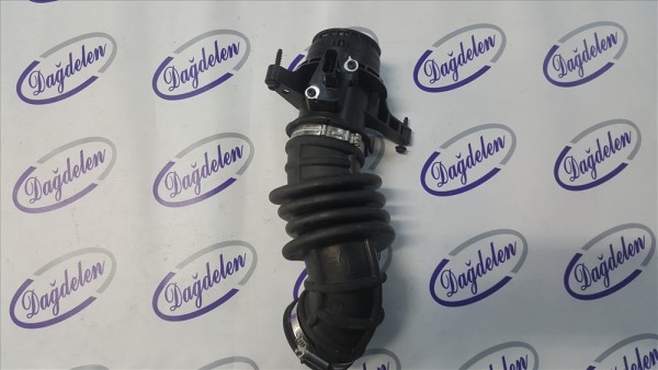 2011/2015 FOCUS HAVA FİLTRE CIKIŞ ARA BORUSU (1.6 DURATORQ)