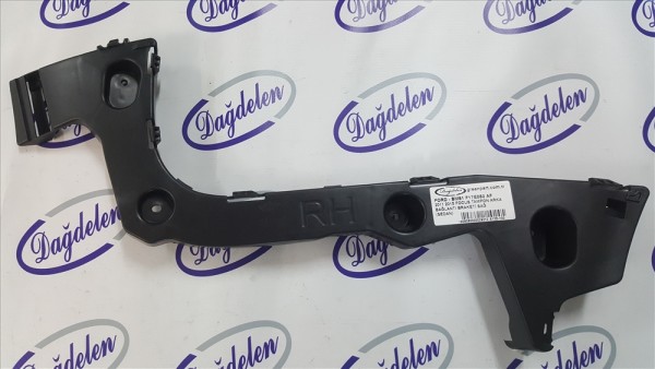 2011/2015 FOCUS TAMPON ARKA BAGLANTI BRAKETİ SAĞ (SEDAN)