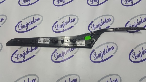 2018 FOCUS DÖŞEME SOL ÖN KAPI İÇ SÜS CITASI ÜST(KARBON)